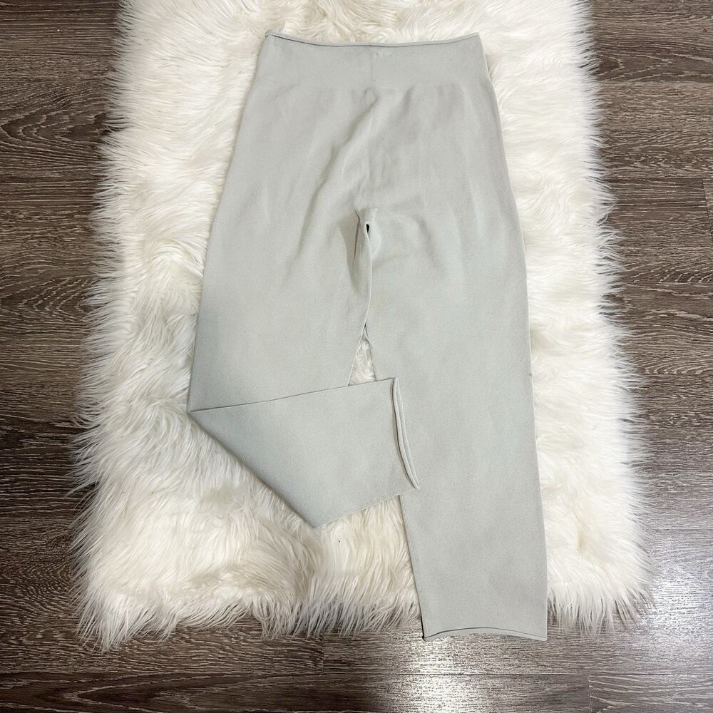 Annette Gortz Womens Pull On Stretch Knit Capri Pants Size S/M Light Sage Luxury